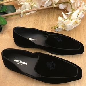 Heath-  Black velvet Paul Stewart Italian made shoe - size 12 - new!
